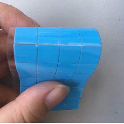 Beli 0.5MM Baterai Lithium tebal Warna Biru Soft Thermal Conductive Silicone Pad pembuatan online